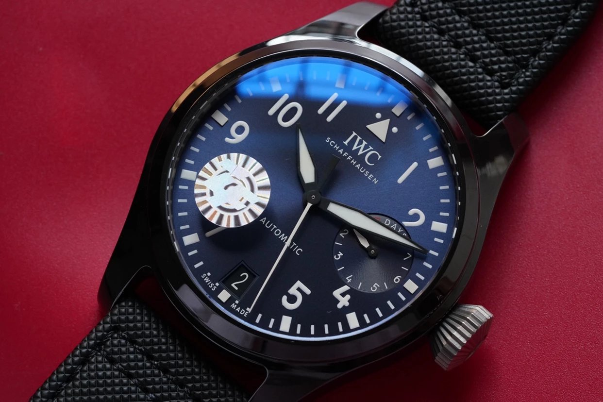 ZF出品--IWC空中霸主（大飞行员）系列男士机械手表.狂野阳刚的设计，霸气侧漏.细腻温柔的工艺，炉火纯青表