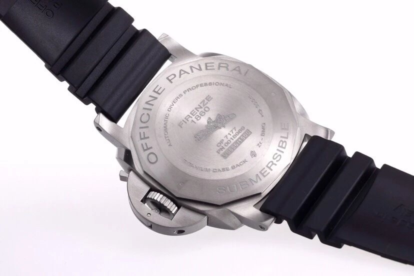 VS新品：PAM799CARBOTECH碳纤维旋转表圈，钛金属表壳胶带机械男士手表表