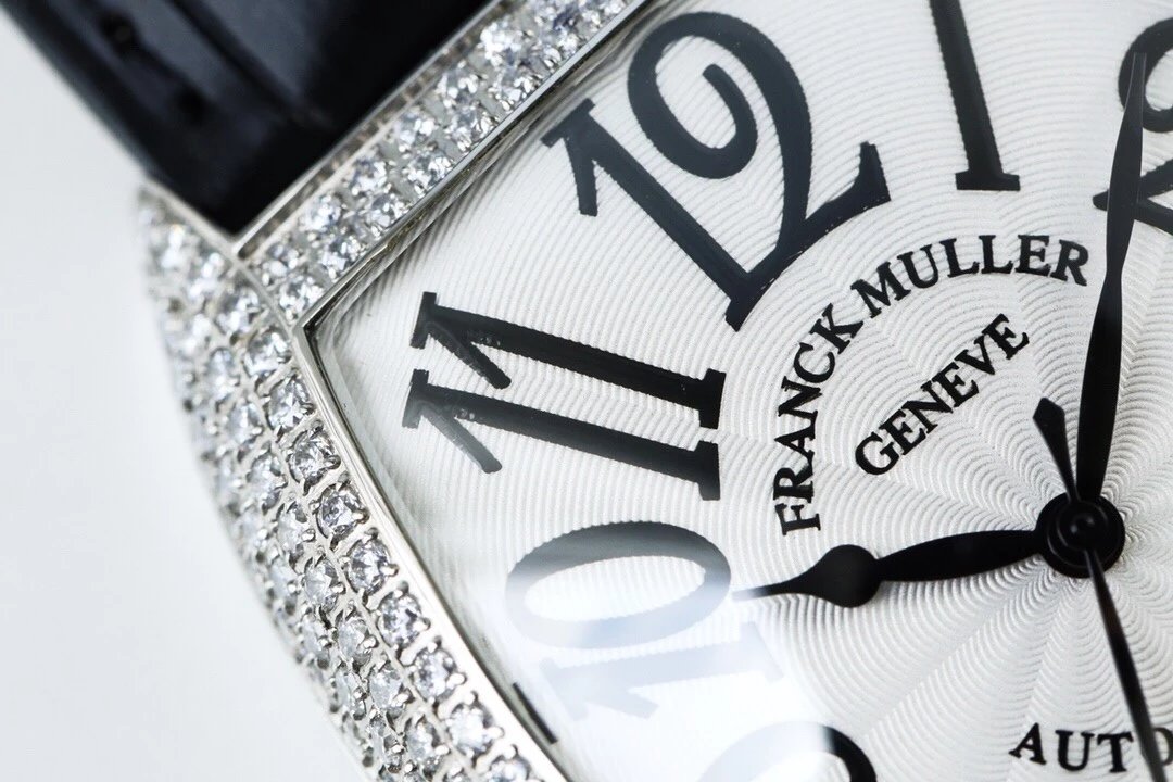 FM最新力作FranckMuller法穆兰Casablanca系列8880腕表，表径39.5mmX55.3mm