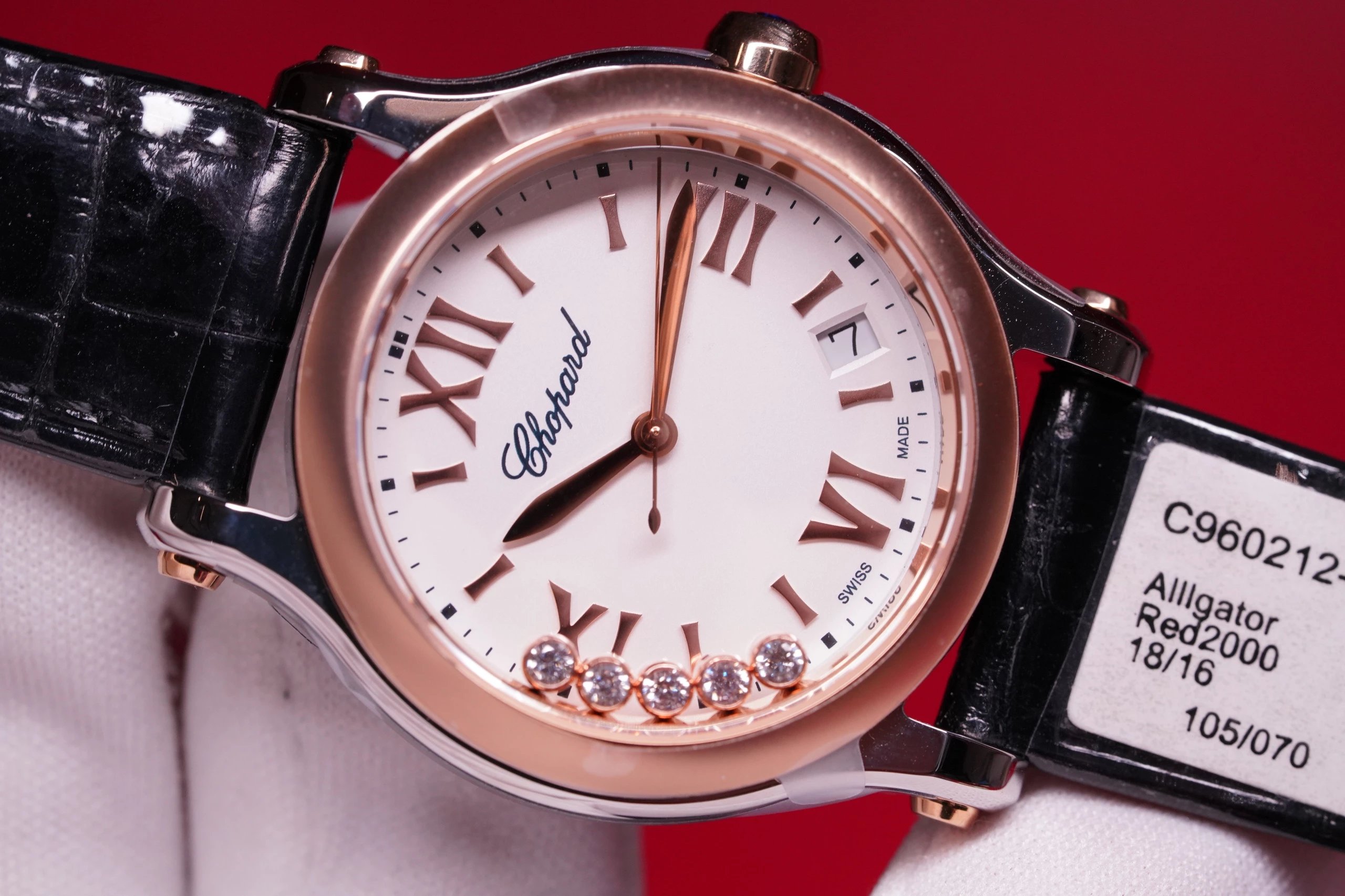 肖邦女士皮带快乐钻石英手表，（HAPPYDIAMONDS）是肖邦旗下最具代表性的腕表