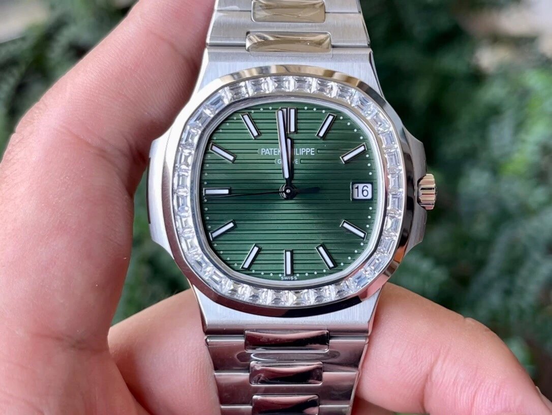 3k厂百达翡丽鹦鹉螺5711/1300A-001镶方钻橄榄绿钢带男士机械手表