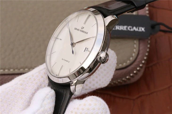 FK芝柏1966系列49525腕表。真正GP正品开模；可提供正品供客户对比拍照。玫瑰金与白色的搭配，塑造优雅的表身，烧蓝
